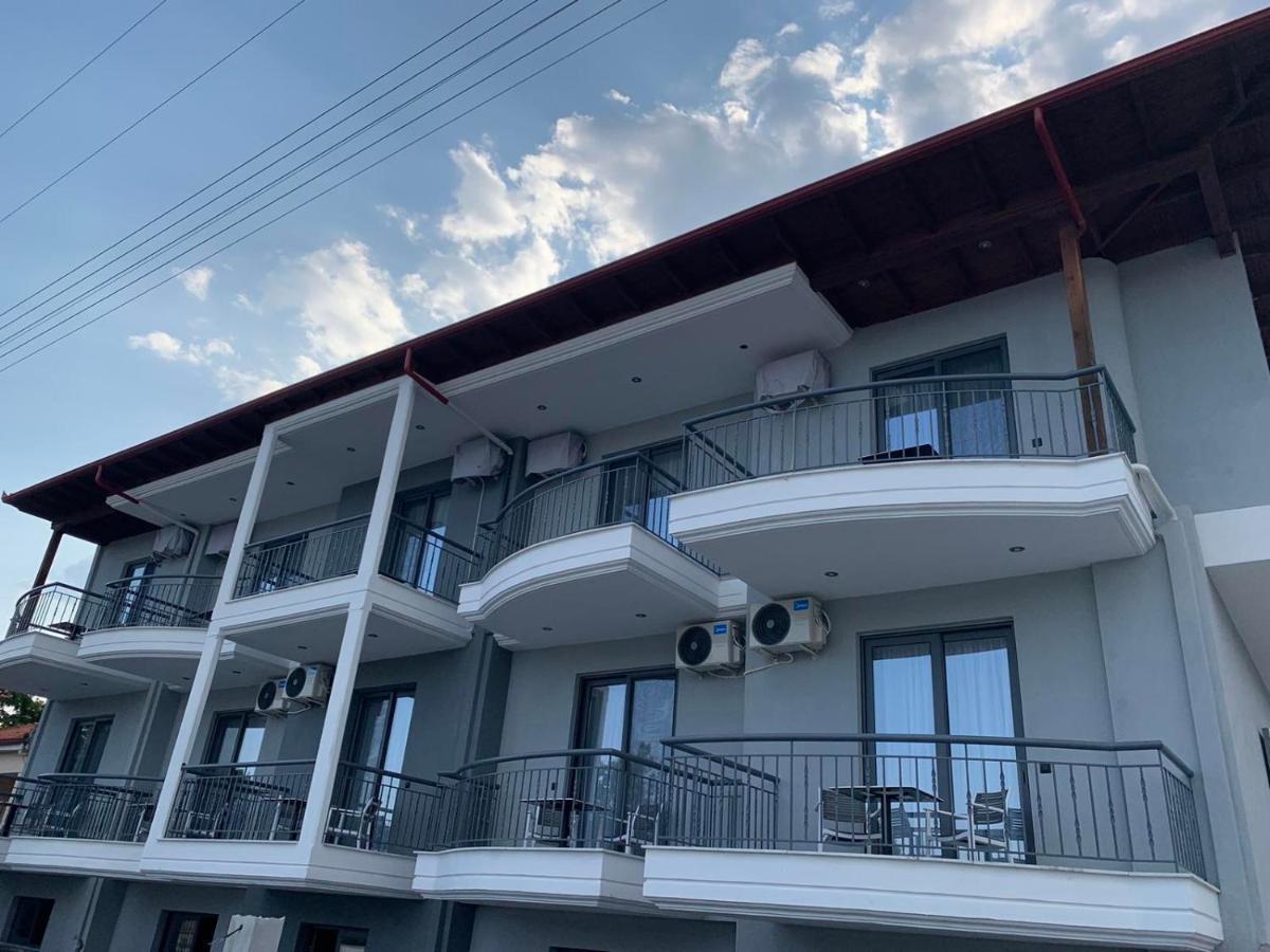 Thea Comfy Living Aparthotel Nea Vrasna Ngoại thất bức ảnh