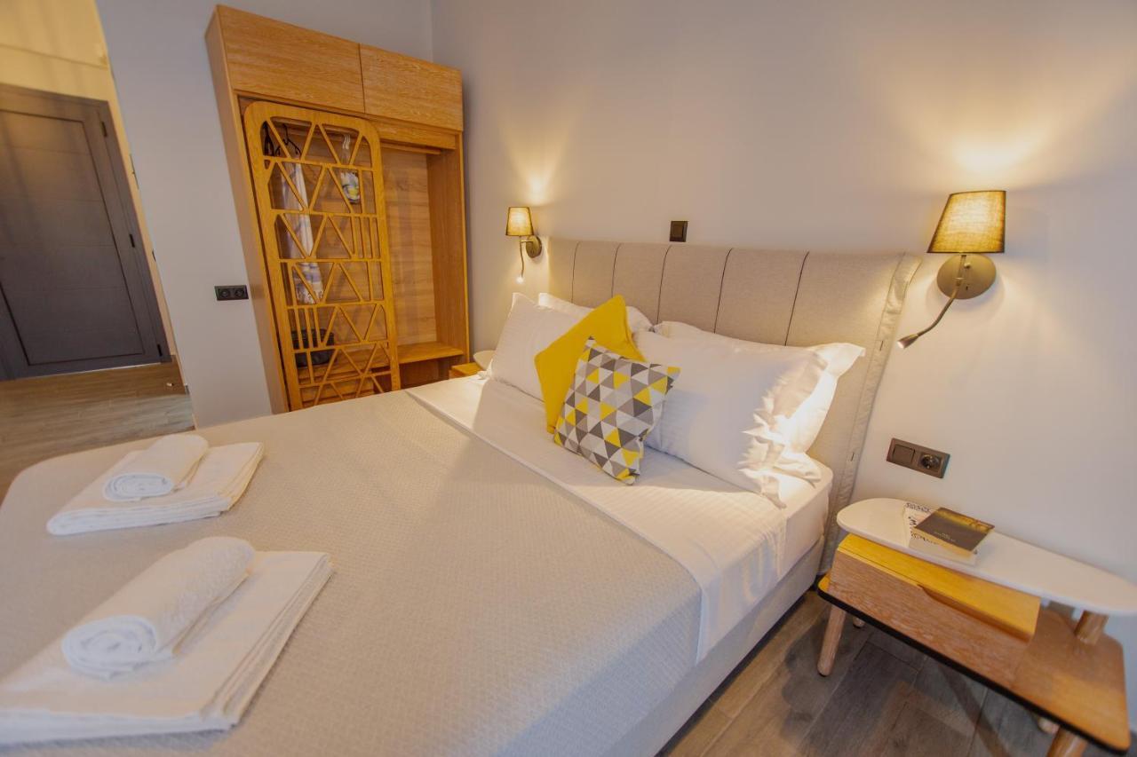 Thea Comfy Living Aparthotel Nea Vrasna Ngoại thất bức ảnh