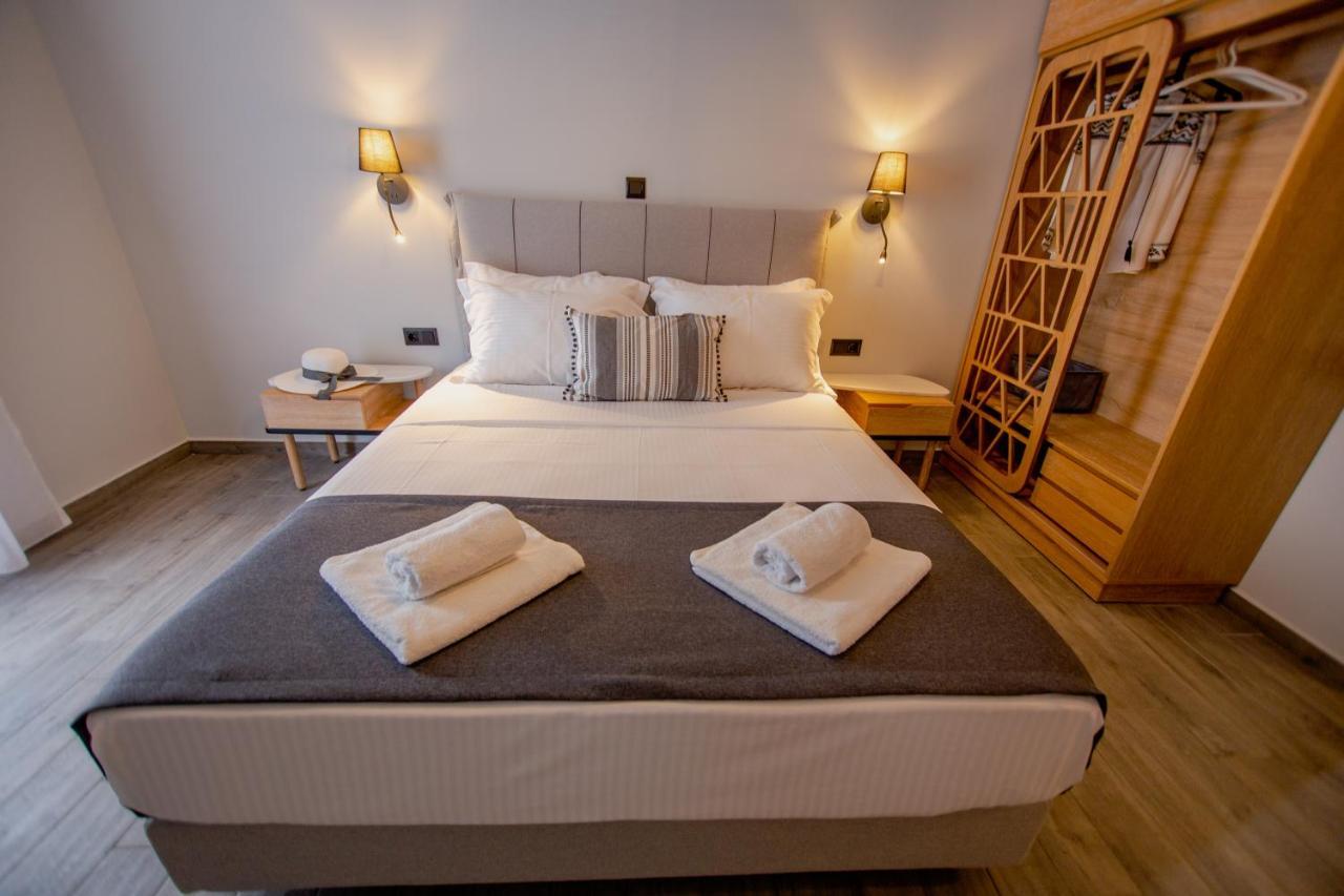 Thea Comfy Living Aparthotel Nea Vrasna Ngoại thất bức ảnh