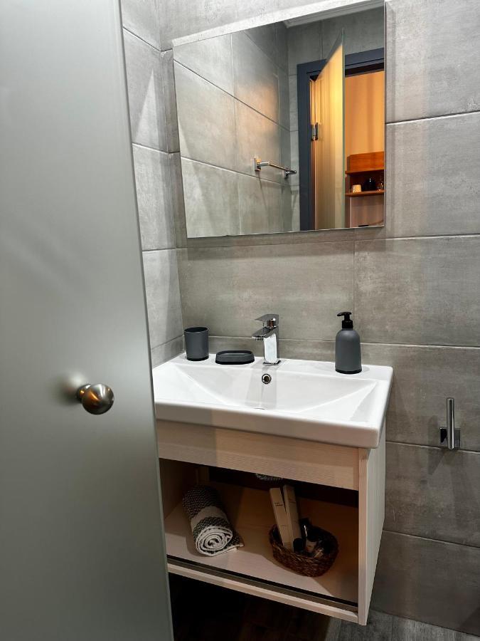 Thea Comfy Living Aparthotel Nea Vrasna Ngoại thất bức ảnh