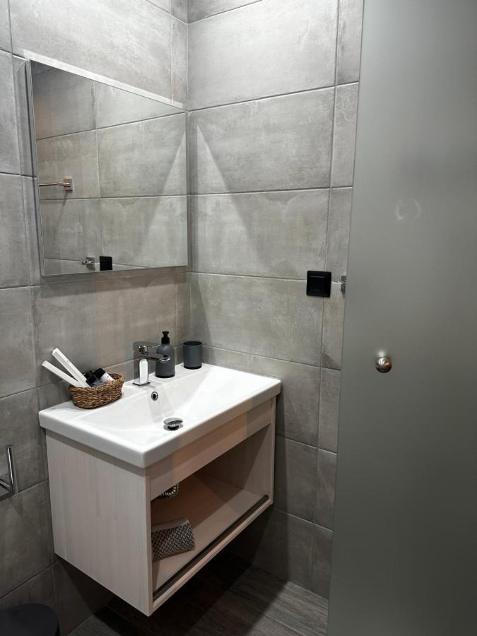 Thea Comfy Living Aparthotel Nea Vrasna Ngoại thất bức ảnh