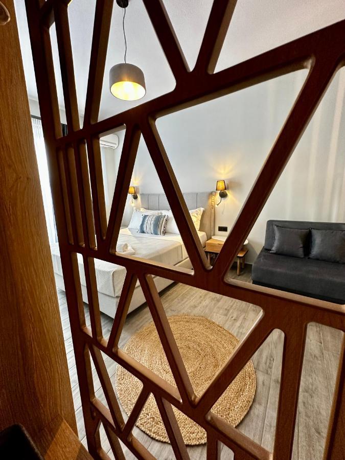 Thea Comfy Living Aparthotel Nea Vrasna Ngoại thất bức ảnh