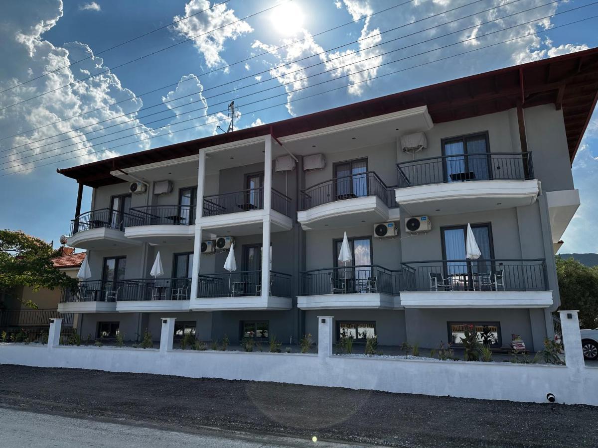 Thea Comfy Living Aparthotel Nea Vrasna Ngoại thất bức ảnh